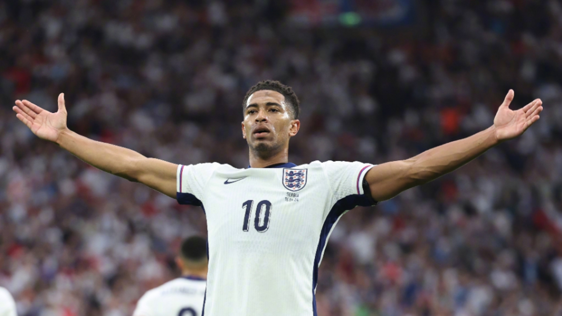 凯尔特人外线命中率提升，进攻体系稳定（凯尔特人三分回暖，进攻运转趋于稳定）