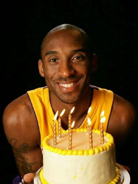 梅西四场季后赛贡献4球+5助攻，率迈阿密国际拿下东部冠军（梅西季后赛4战4球5助，助迈阿密国际加冕东部冠军）