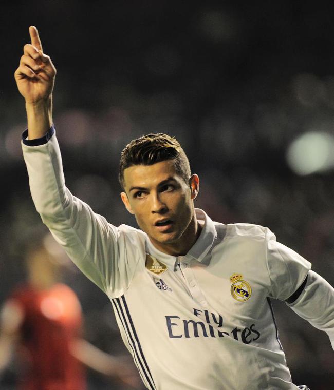 替补首秀破门，19岁小将韦德拉奥果斩获德国国家队生涯首球（替补登场即破门，19岁新星韦德拉奥果收获德国队处子进球）