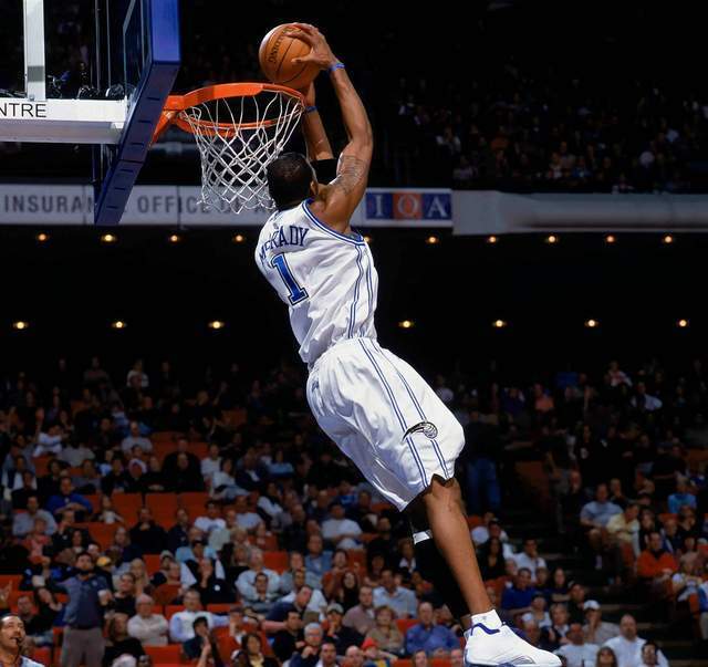 杨瀚森首发出战19分钟贡献4分5板2助（杨瀚森先发出场19分钟，拿到4分5篮板2助攻）