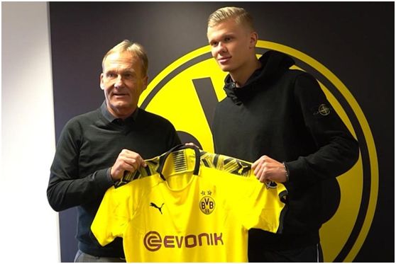 4轮过后唯一保持全胜球队，中日德兰在欧联积分榜暂居榜首（欧联四轮战罢，中日德兰成唯一全胜队，暂居积分榜首）