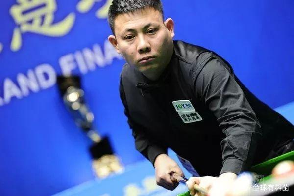 都能看出他 都能看出他