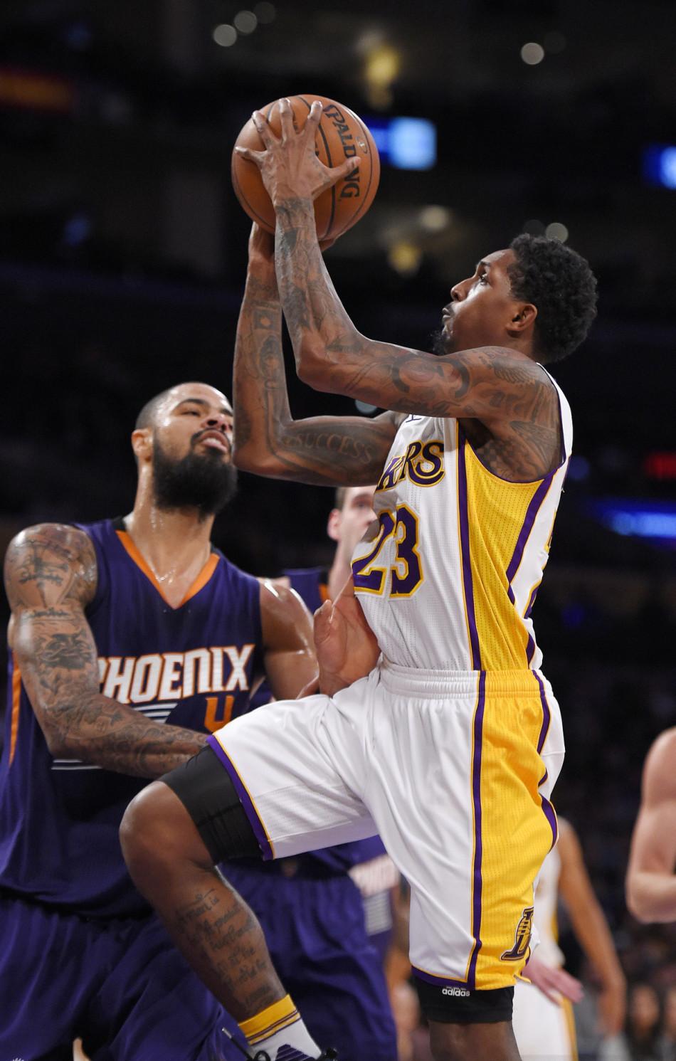 站在守门员 站在守门员